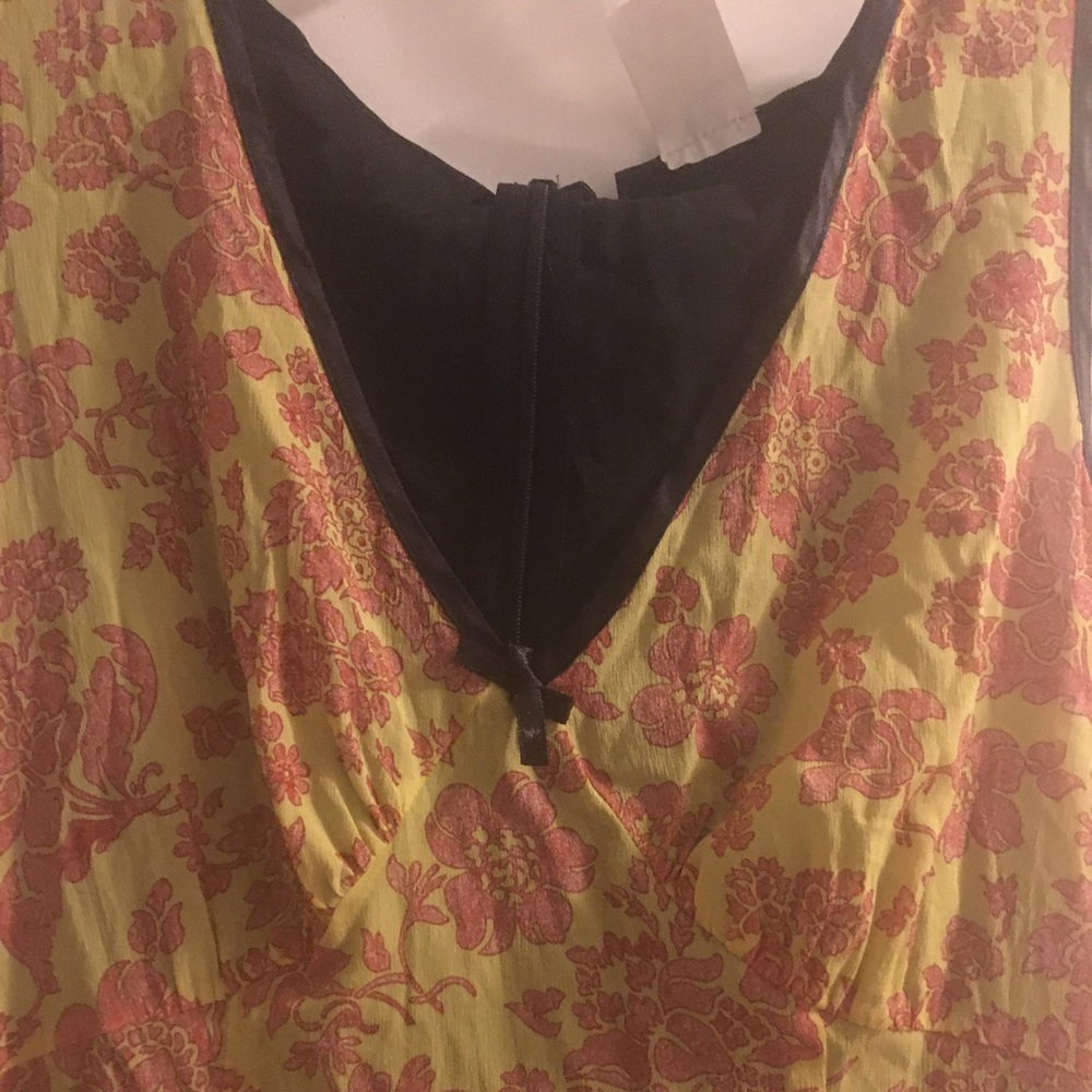 Elegant & sexy chic dress new with tags